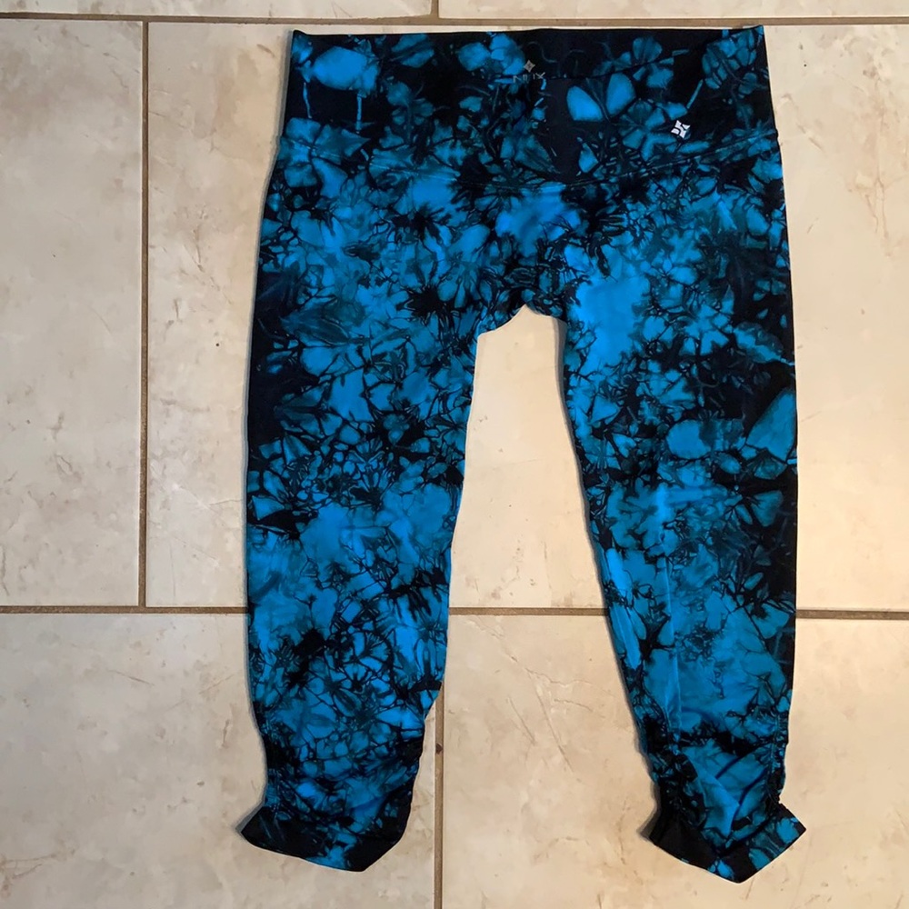 NUX Tye Dye Crop Legging